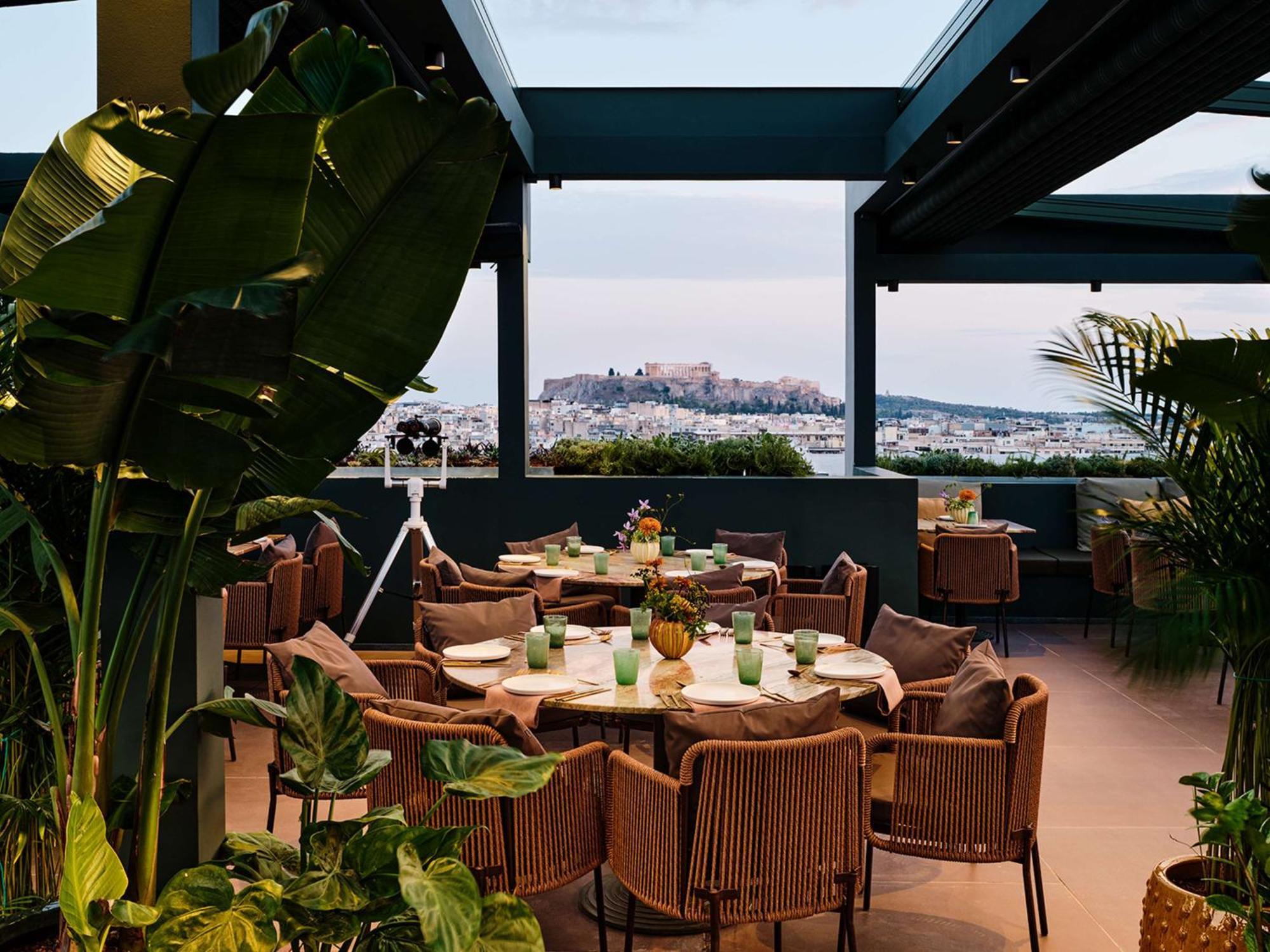 Radisson Blu Park Hotel Atene Esterno foto The view from the restaurant