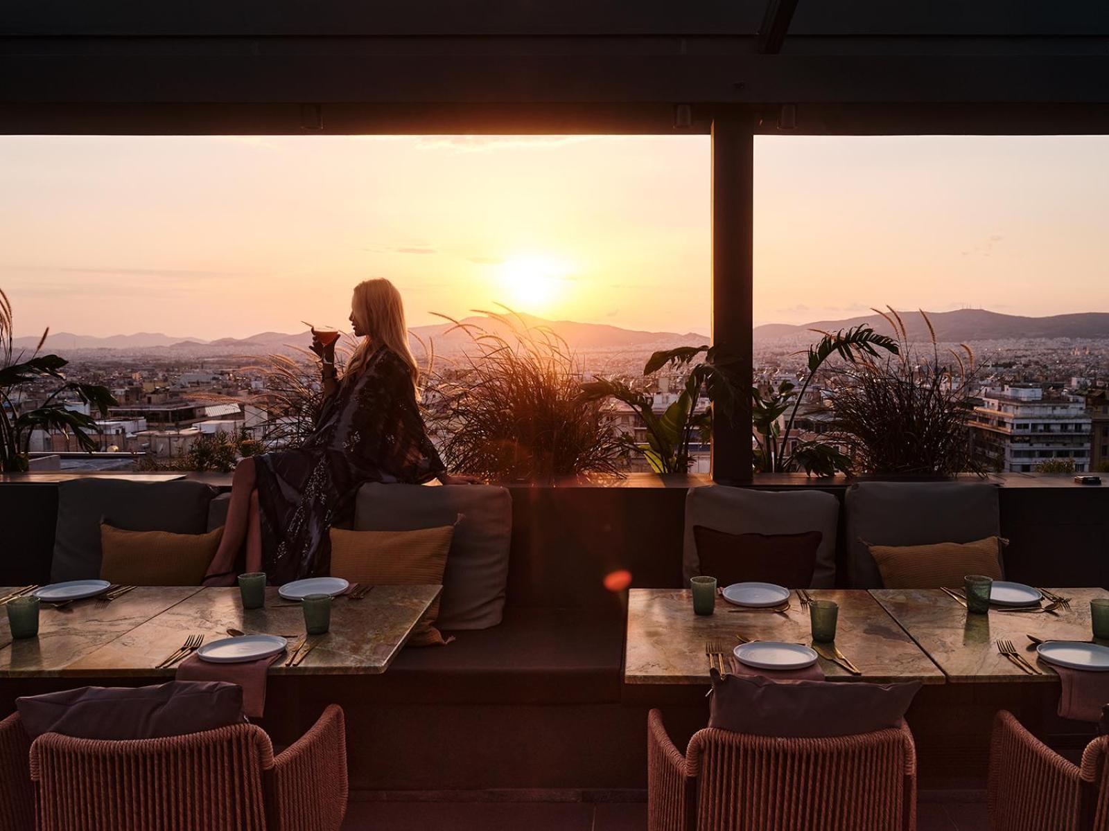 Radisson Blu Park Hotel Atene Esterno foto The view from the rooftop bar