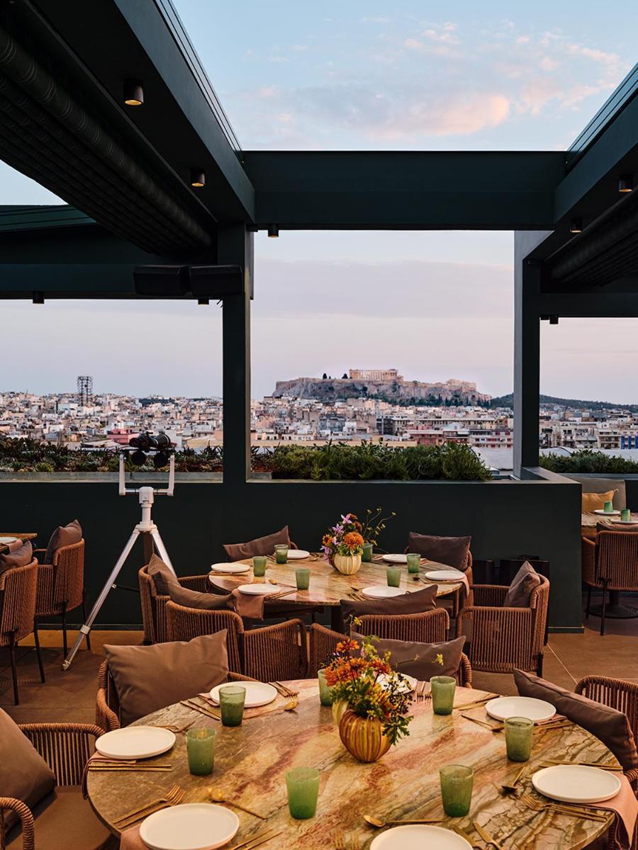 Radisson Blu Park Hotel Atene Esterno foto The view from the restaurant